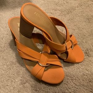 NEW Aerosoles Orange Mules